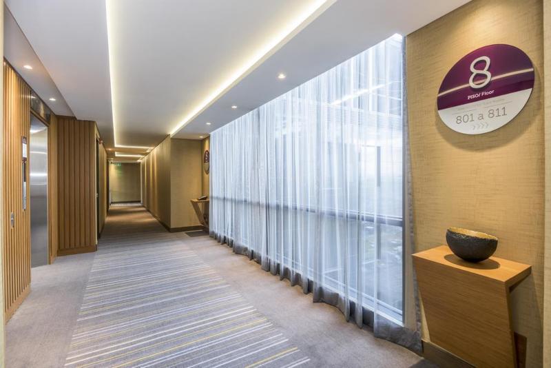 Hotel Courtyard By Marriott Bogota Airport Exterior foto