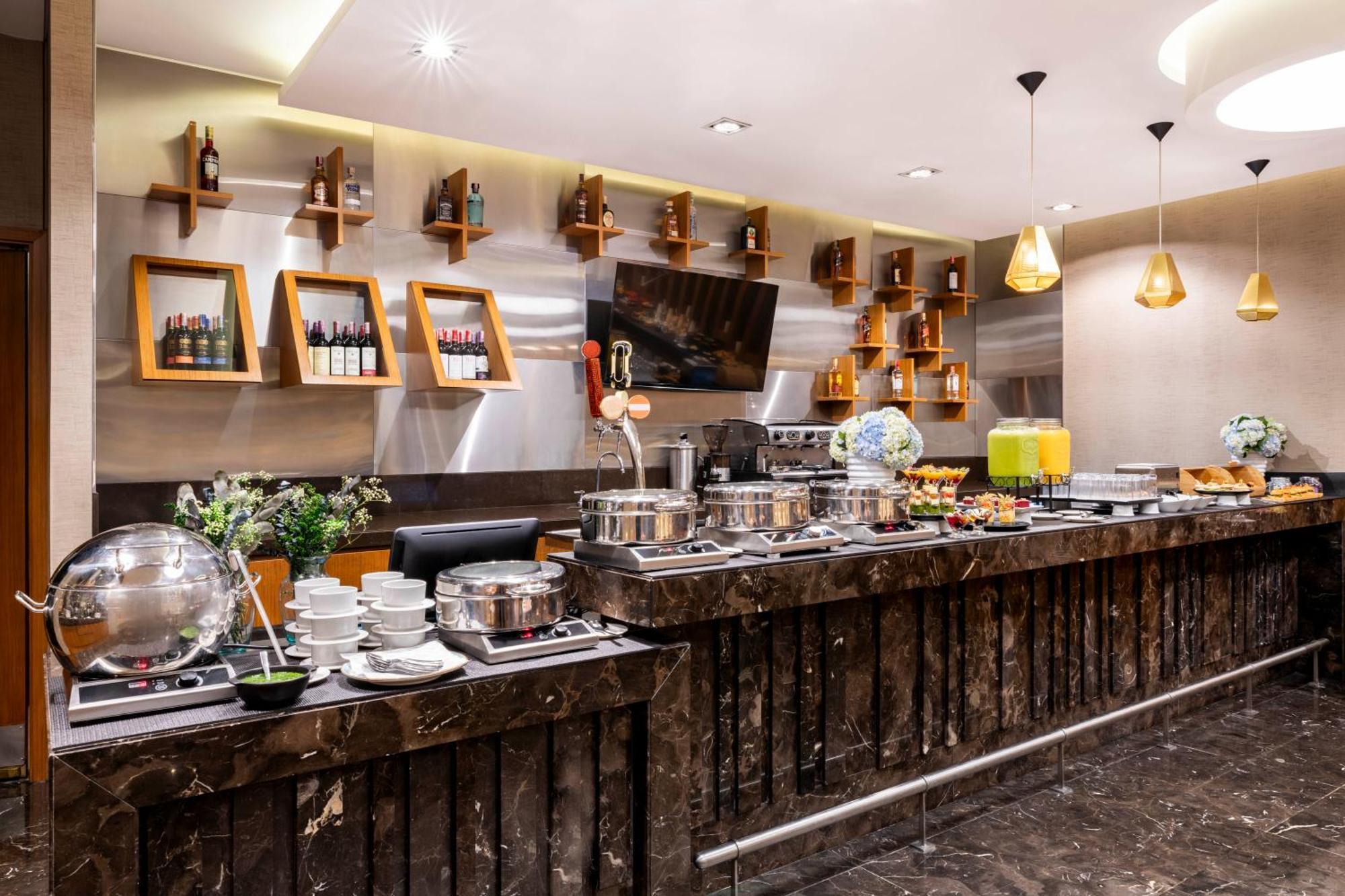 Hotel Courtyard By Marriott Bogota Airport Exterior foto