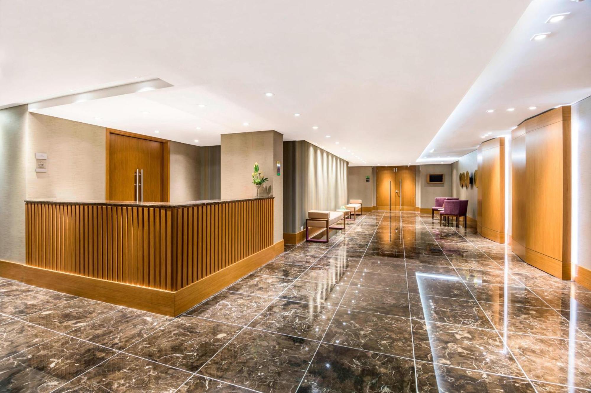 Hotel Courtyard By Marriott Bogota Airport Exterior foto